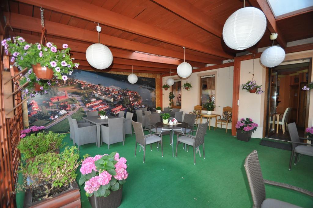 Aparthotel Mikolajki Mikołajki Exterior foto