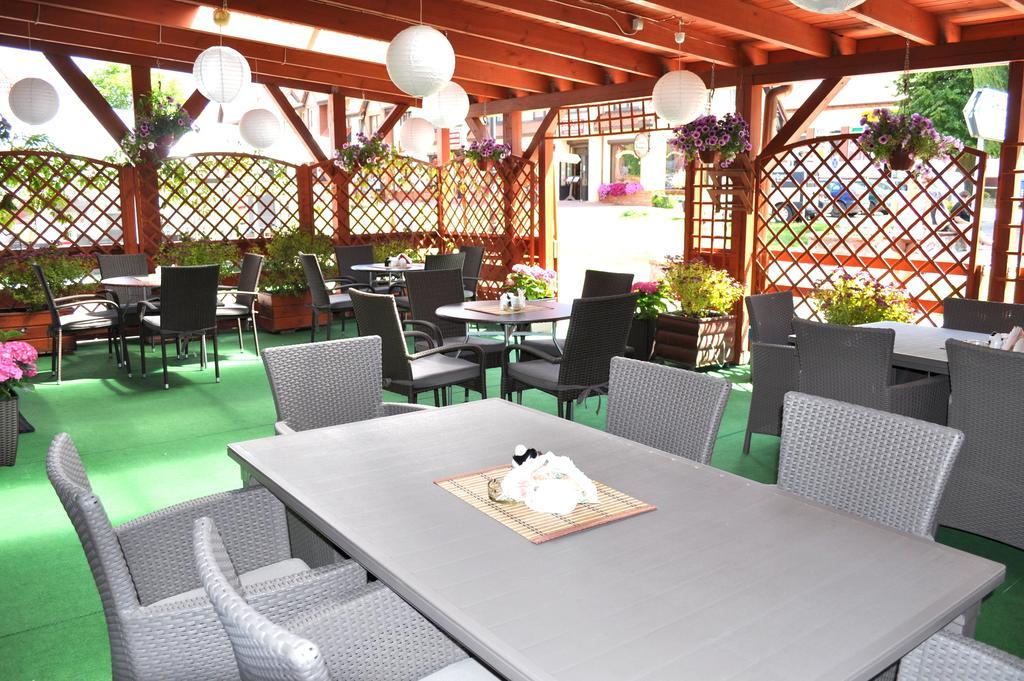 Aparthotel Mikolajki Mikołajki Exterior foto